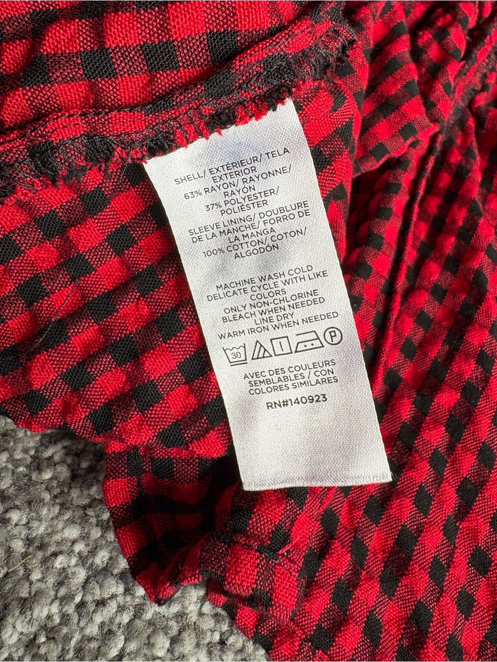 LOFT Gingham Gathered Square Neck Top Red Black Puff Sleeve Blouse Size 8 Picnic - Picture 10 of 14